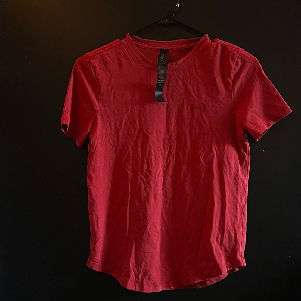 lululemon athletica Red Short Sleeve Tee